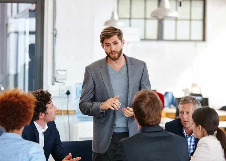 Apa itu Leader MLM? Peran dan Tips Sukses